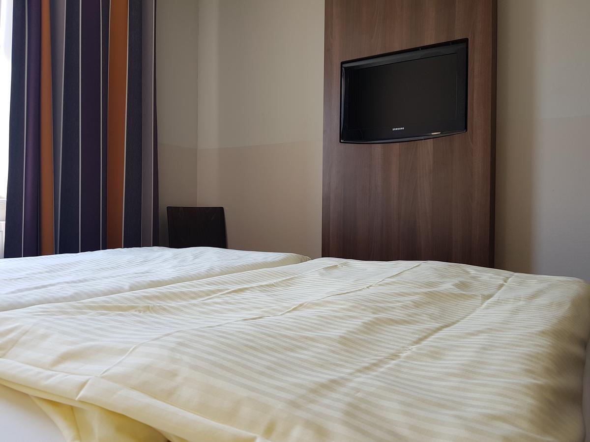 Hotel Zum Eichenzeller Extérieur photo