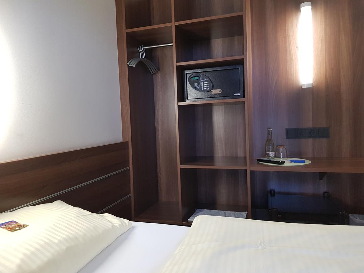 Hotel Zum Eichenzeller Extérieur photo